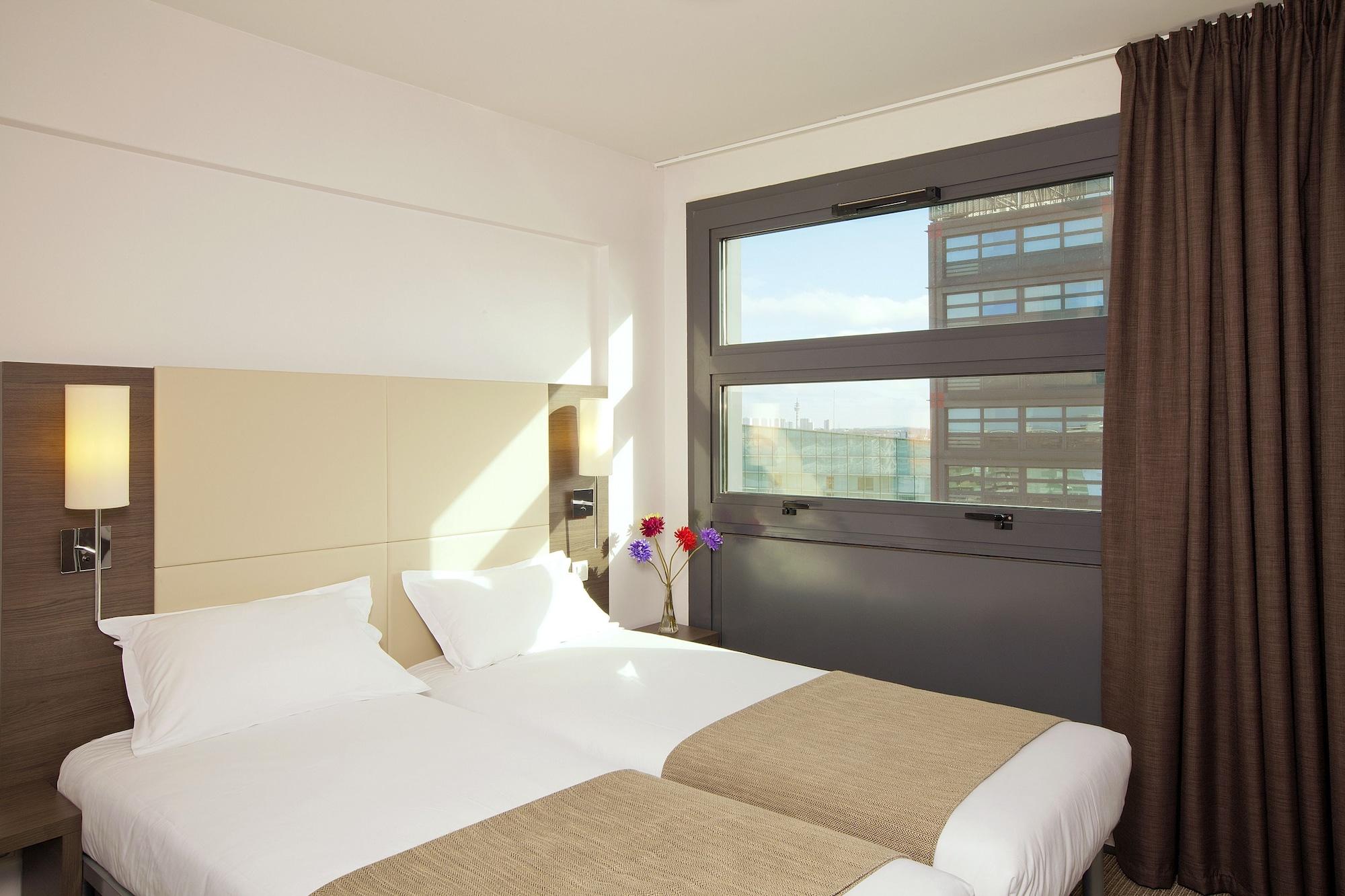 Aparthotel Sejours & Affaires Lille Europe Zewnętrze zdjęcie